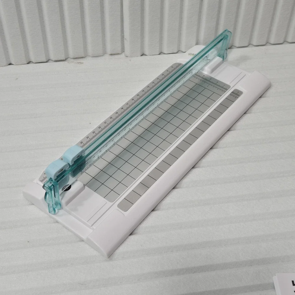 Westcott CarboTitanium 9 Inch Narrow Body Paper Trimmer &‎ Scorer Pre-Owned